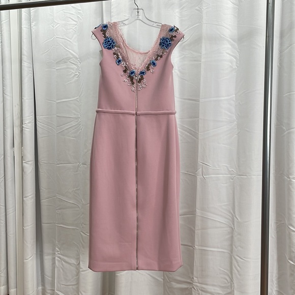 BOLD - Picture 3 of 3